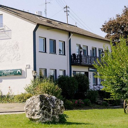 Landhaus Vor Burg Eltz Wierschem Eksteriør bilde