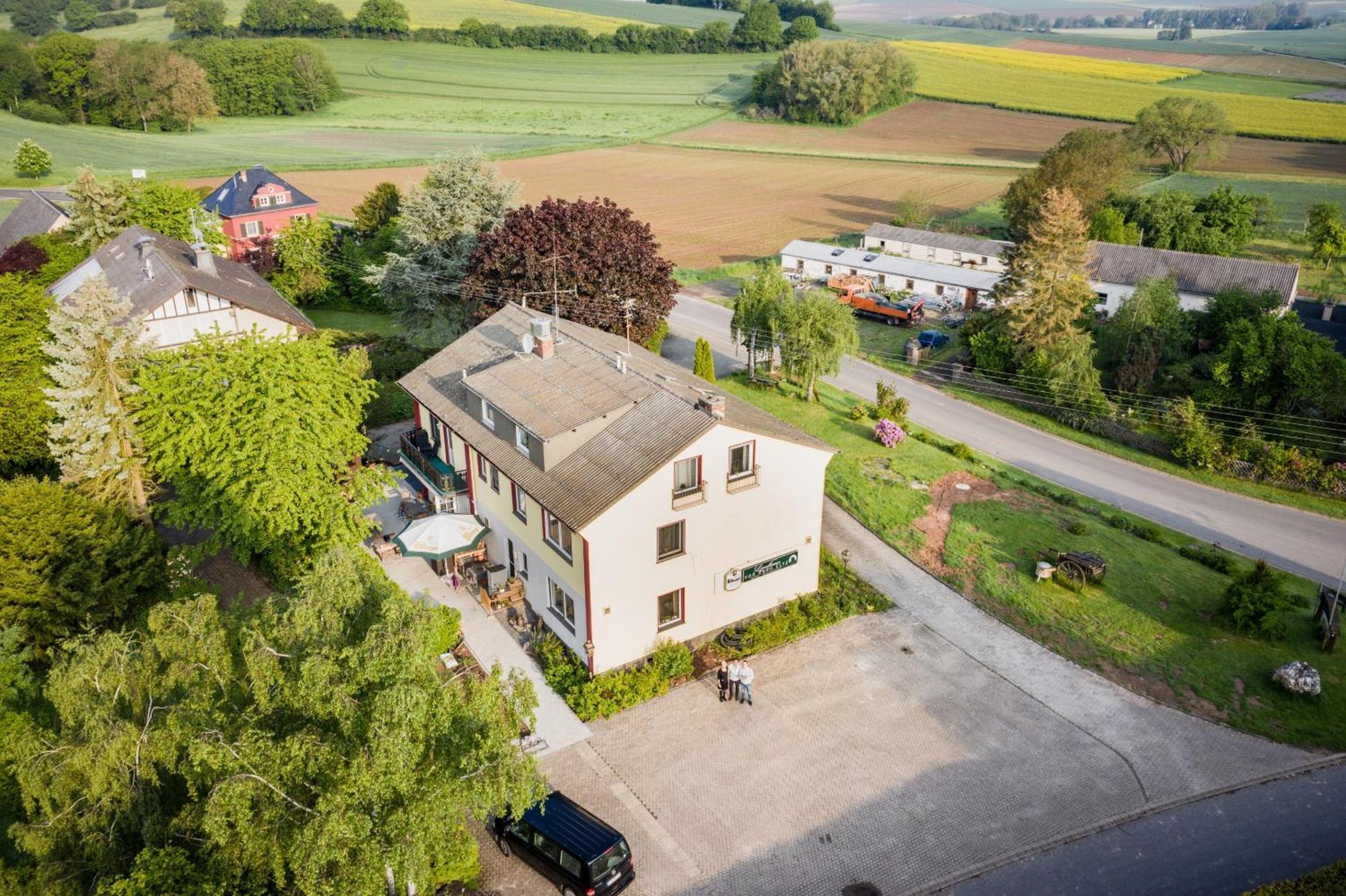 Landhaus Vor Burg Eltz Wierschem Eksteriør bilde