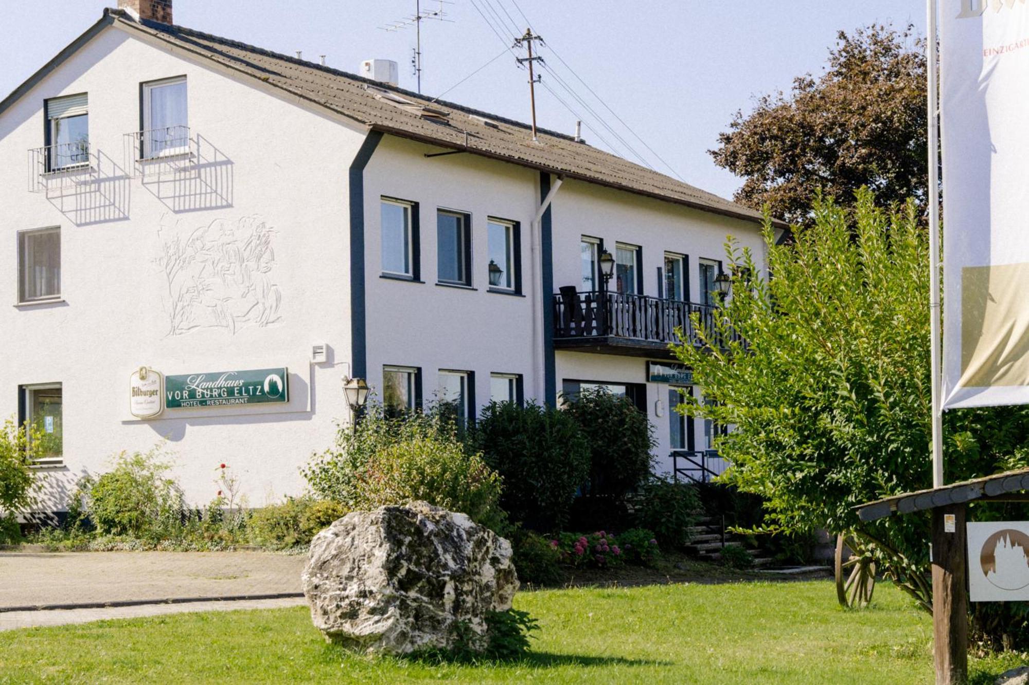 Landhaus Vor Burg Eltz Wierschem Eksteriør bilde